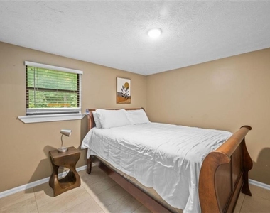 6207 Moss Drive - Photo Thumbnail 21