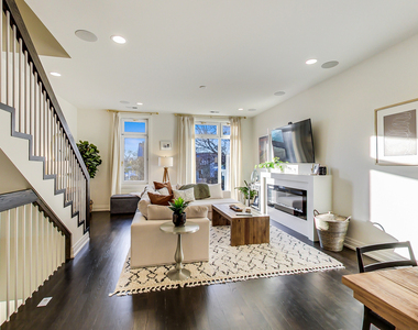 1903 N Monticello Avenue - Photo Thumbnail 4