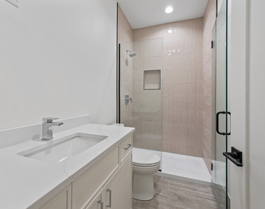 1313 W Taylor Street - Photo Thumbnail 20