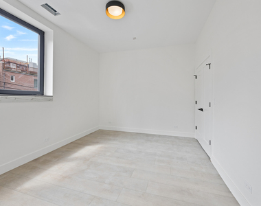 1313 W Taylor Street - Photo Thumbnail 12