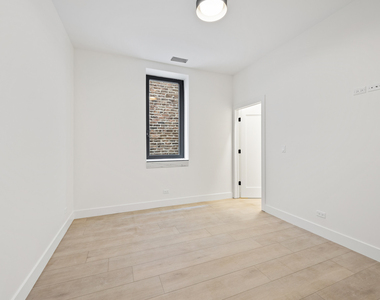 1313 W Taylor Street - Photo Thumbnail 18