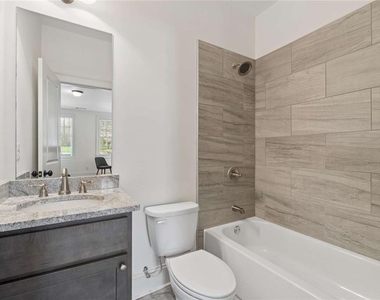 124 Parkside West Court - Photo Thumbnail 20