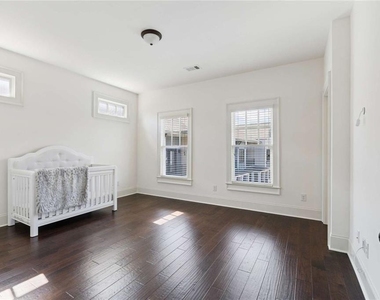 124 Parkside West Court - Photo Thumbnail 21