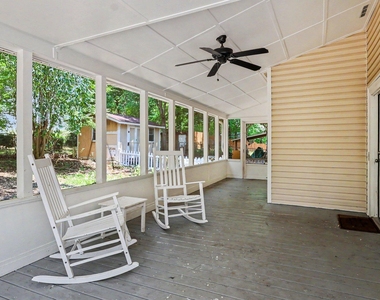 302 Hutchins Drive - Photo Thumbnail 27