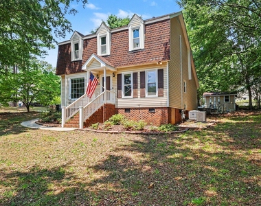 302 Hutchins Drive - Photo Thumbnail 1