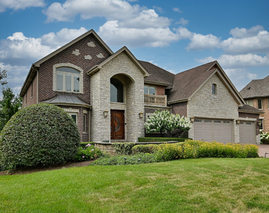 312 Felicia Court - Photo Thumbnail 1