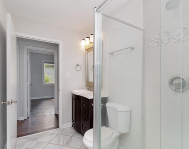 823 Cotton Place - Photo Thumbnail 18