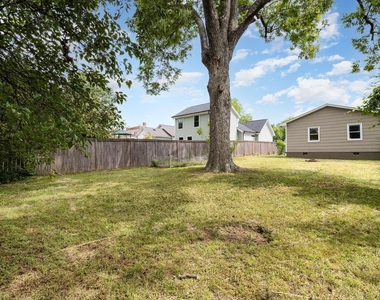 823 Cotton Place - Photo Thumbnail 24