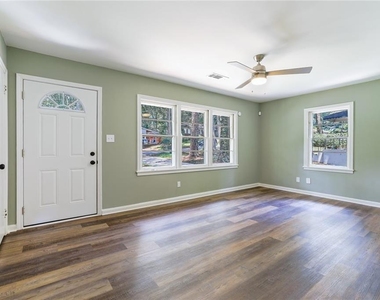 2288 Polar Rock Avenue Sw - Photo Thumbnail 2
