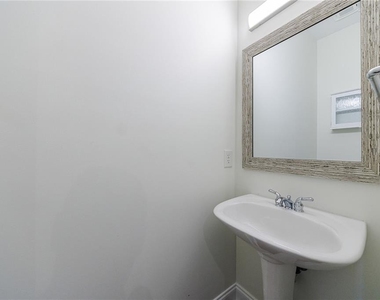 201 16th Street Nw - Photo Thumbnail 30