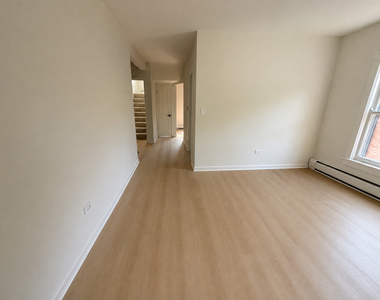 1660 2nd Street - Photo Thumbnail 3