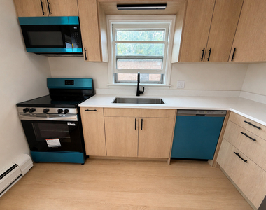 1660 2nd Street - Photo Thumbnail 6