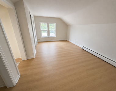 1660 2nd Street - Photo Thumbnail 11