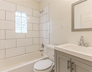 937 Lawton Street Sw - Photo Thumbnail 20