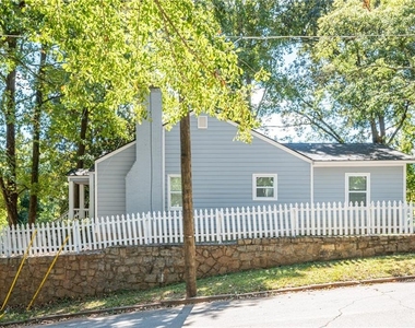 937 Lawton Street Sw - Photo Thumbnail 4