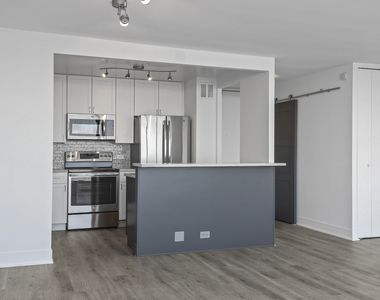 5445 N Sheridan Road - Photo Thumbnail 6