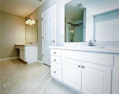 3368 Hill Pond Drive - Photo Thumbnail 20