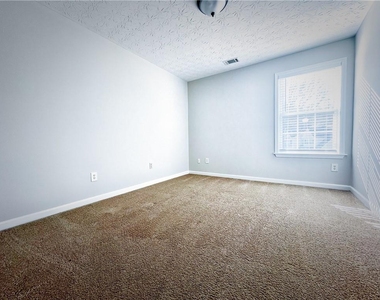 3368 Hill Pond Drive - Photo Thumbnail 17