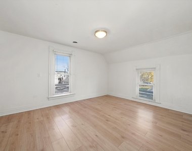 1097 E Merchant Street - Photo Thumbnail 10