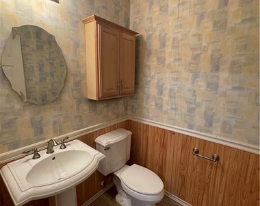 2207 Pebble Beach Drive - Photo Thumbnail 16