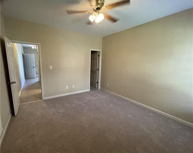 2207 Pebble Beach Drive - Photo Thumbnail 15