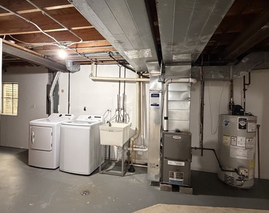 646 White Court - Photo Thumbnail 18