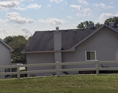 646 White Court - Photo Thumbnail 21