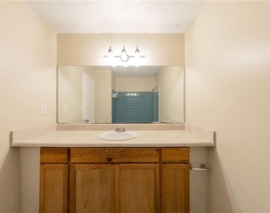 5835 Bearing Way - Photo Thumbnail 20