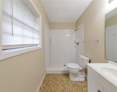 5835 Bearing Way - Photo Thumbnail 21