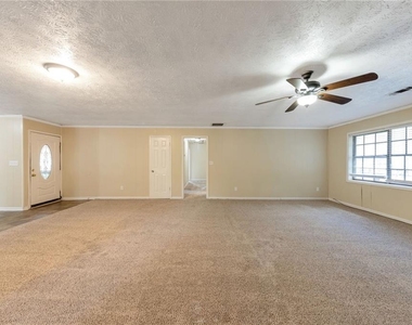 5835 Bearing Way - Photo Thumbnail 16