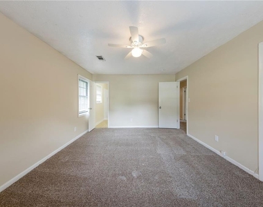 5835 Bearing Way - Photo Thumbnail 8
