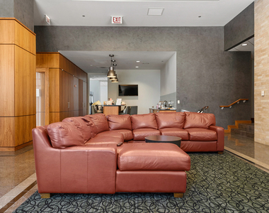 420 E Waterside Drive - Photo Thumbnail 17