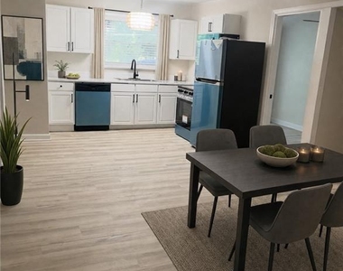 3128 Waters Road Sw - Photo Thumbnail 2