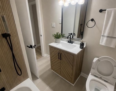 3128 Waters Road Sw - Photo Thumbnail 14