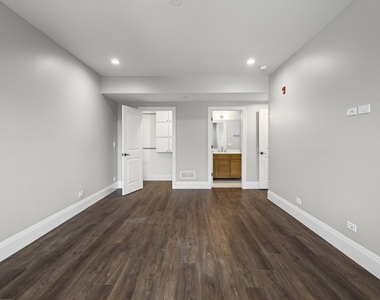 1036 Lake Street - Photo Thumbnail 19