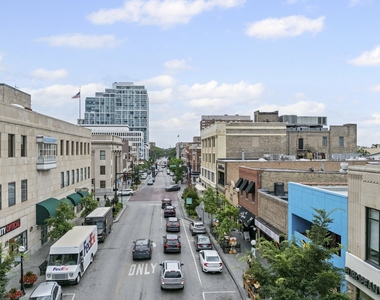 1036 Lake Street - Photo Thumbnail 23