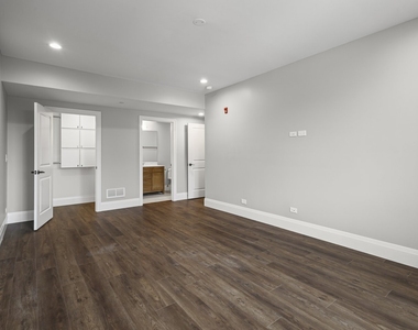 1036 Lake Street - Photo Thumbnail 18