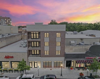 1036 Lake Street - Photo Thumbnail 25