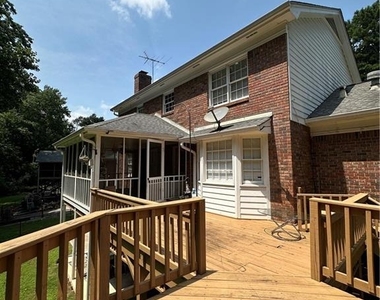 3896 Northlake Creek Drive - Photo Thumbnail 14