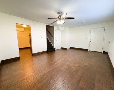 1034 Fenton Street - Photo Thumbnail 3