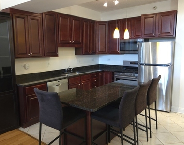 4330 N Neva Avenue - Photo Thumbnail 4