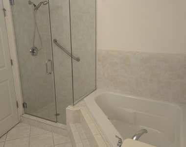 4330 N Neva Avenue - Photo Thumbnail 15