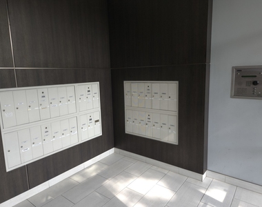 4330 N Neva Avenue - Photo Thumbnail 22