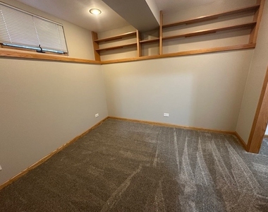 590 Alice Place - Photo Thumbnail 21
