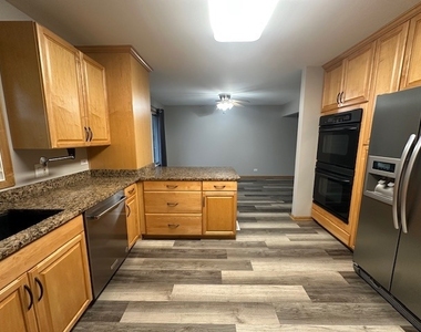 590 Alice Place - Photo Thumbnail 7