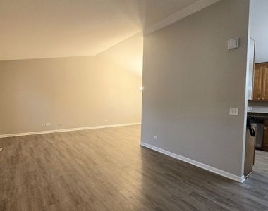 122 Canton Lane - Photo Thumbnail 5