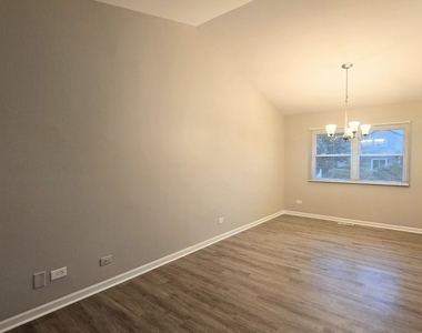 122 Canton Lane - Photo Thumbnail 8