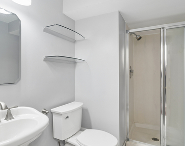 710 E Valley Lane - Photo Thumbnail 15