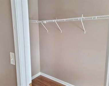 2954 Greyhawk Lane - Photo Thumbnail 16