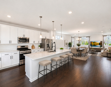 4437 Chelsea Manor Circle - Photo Thumbnail 2